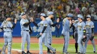 阪神ファンに敬意示した「素敵な試み」　敵地・神宮の“心温まる一枚”は「お互いにリスペクト」