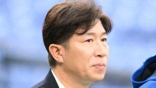 通算１９５本塁打　元プロ野球選手が愛娘との２ショで満面笑み　「素敵な親子写真」と反響