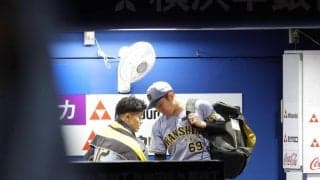 阪神・石井　１－０八回にまさか逆転２ラン被弾　８登板で３被弾　藤川監督は「攻撃のところが少しね」　巨人敗れ優勝Ｍ５
