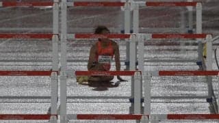【陸上】男子110メートル障害予選で泉谷駿介が転倒、途中棄権　車イスで退場