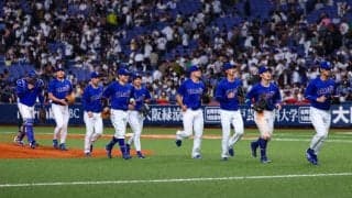 神宮球場で“粋な対応”…中日ファンも感謝　夜空でマスコット共演「なんか泣きそうに」