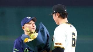 巨人　坂本勇人が石川雅規へ惜別メッセージ　意外なエピソードも披露「いつもグラウンドで会うたびに」かけてくれた一言が「嬉しかったです」