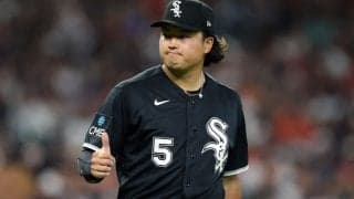 村上宗隆、WCシリーズ初戦勝利に貢献！ PS初安打&先制犠飛　地区シリーズ進出へ「100％準備して頑張りたい」