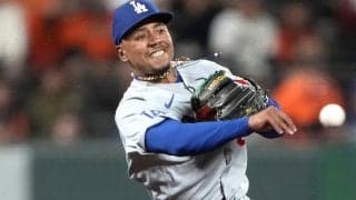「ムーキーが目を覚ました」名手の復調に地元メディアが太鼓判　タッカー、スミスらも「オールスター級の姿を取り戻した」　不調のフリーマンが鍵を握る存在に
