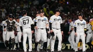 阪神外野席で「輝いてる」　M3を見届けた美人女優、貫く“ガチ応援”「勝利の女神」