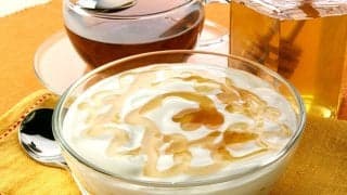 ヨーグルトは低糖質フードなの？糖質量やカロリーは？レシピも併せてご紹介