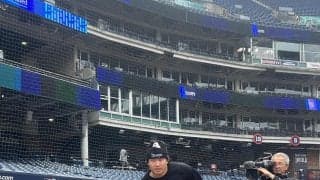 村上宗隆、終始リラックスした表情で守備や屋外フリー打撃で調整　地区シリーズ初戦へ前日練習