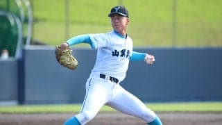 山梨学院が6年連続関東大会切符！エース左腕が意地の4安打完封…伝統校・甲府工に競り勝ち決勝へ【山梨】