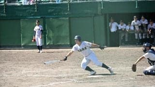 明石商の中田選手「必ずつなげる」　気迫の3打点　近畿大会出場へ