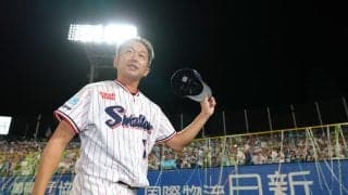 【ヤクルト】石川雅規「25年間頑張ってきてよかったなと」引退試合は代打で登場→マウンドへ