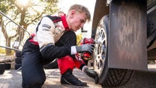 WRCサルディニア：タイトルを争う3人はいずれもタイヤエクスチェンジでハード4本を投入