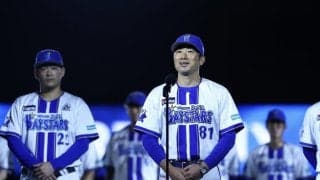 DeNA相川監督、セレモニーで謝罪「大変残念な結果に」　最終戦はサヨナラ勝ち