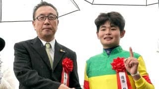 【京都大賞典】「なかなか勝てなかったのでうれしい」４年目の田口貫太騎手が初コンビのエコロディノスで重賞初Ｖ
