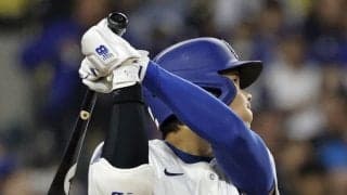 大谷翔平が技ありの一打で好機拡大　シフトの逆を突いて左前打もド軍が悪夢の大拙攻　一発でしか得点できない現状　判定に壮絶ブーイングも