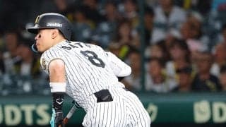 【阪神】佐藤輝明が８回の守備から交代　２年連続40号は７日に持ち越し