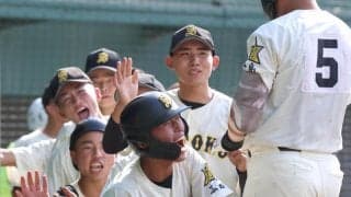 崇徳が１４年ぶり優勝　決勝で広陵を撃破　監督「長年、悔しい思いをしてきました」ライバル相手に１０年ぶり勝利