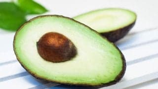 捨てる前に知りたかった！栄養豊富なアボカドの種、とっておきの活用方法
