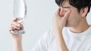 自覚症状が無い場合も　ドライアイの症状と原因について