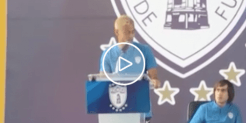 【動画】パチューカ本田がスペイン語を披露　地元ファンも大興奮