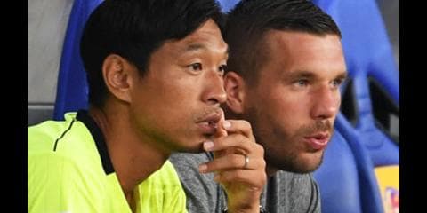 注目のポドルスキはスタッフも面白い。専属通訳の破天荒なサッカー人生