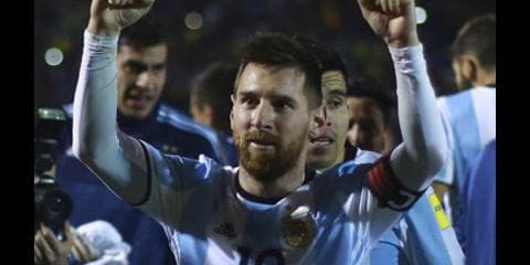 酸素がなくてもメッシは動く！　神がかり３発でアルゼンチンを救う