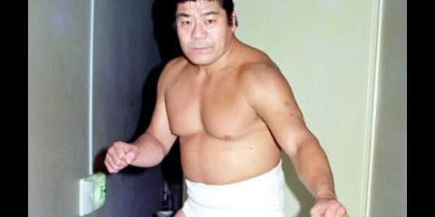 【国際プロレス伝】白パンツが似合う寺西勇は、元力士のテクニシャン
