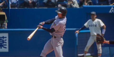 先制されるも、法大エースから一挙５得点を奪い逆転勝利！