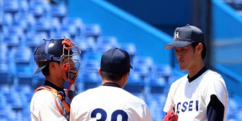 相馬4打数4安打2打点、向山猛打賞を含む12安打を放つも、5回に慶大打線の猛攻を受け逆転負け