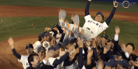 ＜法政大学優勝おめでとう！＞ 胴上げ全集