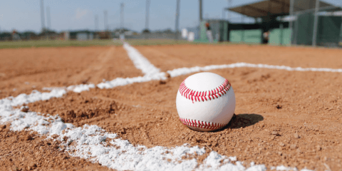 巨人、2019年“第１号”は石川慎吾　紅白戦で逆転３ラン