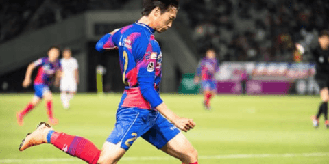 FC東京・室屋成は変わった。「無心」で代表レギュラーの座も狙う