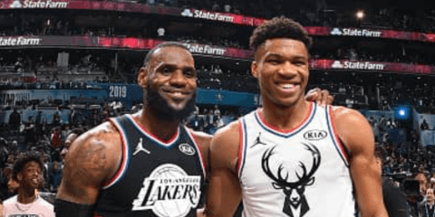 NBAで飛ぶ鳥を落とす勢いの「怪童」。アデトクンボが直面する勝負の時