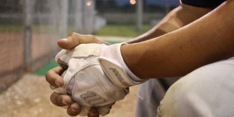 根尾　オープン戦初スタメン、初回にプロ初安打