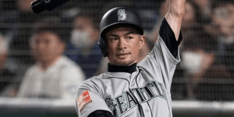 【MLB】イチロー開幕戦は1打数無安打、4回途中交代にファン総立ち　マ軍は開幕白星