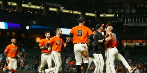 【MLB】ジャイアンツが延長18回5時間35分球場史上最長試合を制す　その幕切れは…