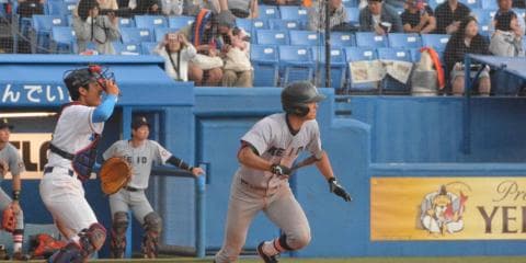 【野球】雷で一時中断も、逆転勝ちで令和も好スタート 東大①