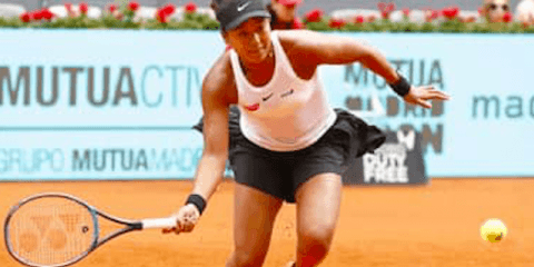 半べそをかいてから３年。大坂なおみは赤土での戦い方を学んでいた