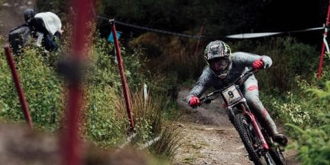 最高時速90Kmのレースを制したのは？MTBワールドカップダウンヒル第2戦