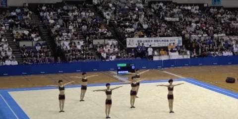 TT兄弟にどんだけ〜！ “コミカル演技”で話題の鹿児島実業・新体操部