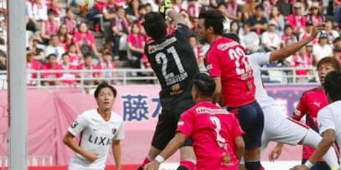 ついに首位奪取。誰が出ても勝つ鹿島の強さを象徴するふたつのプレー