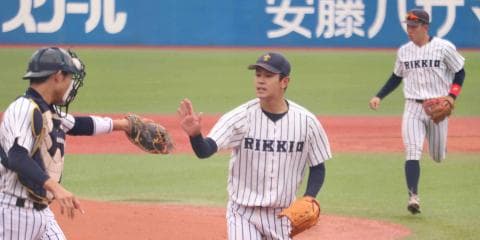 宮慎、初回先頭アーチから一挙４得点！ 11安打６得点の猛攻で東大を下す