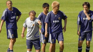 ドイツＷ杯、稲本潤一は選手として我慢すべき一線を越えてしまった