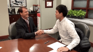 秋山翔吾、3年22億&背番号「４」でレッズと正式契約