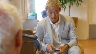 本田圭佑、フェンロ時代の英語の先生と10年ぶりの再会