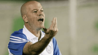 鹿島の新監督は中田英寿の元同僚。今までのブラジル人とはひと味違う