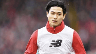 南野拓実、メンバー外の理由。露わになったリバプールの「壁の高さ」