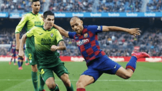 バルサ「強奪」ストライカーがデビュー。大勝も場外乱闘は終わらない