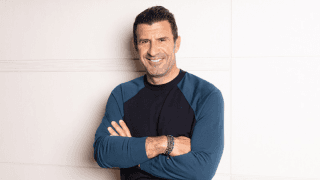 元ポルトガル代表フィーゴが来日！ 空港到着から密着レポート！