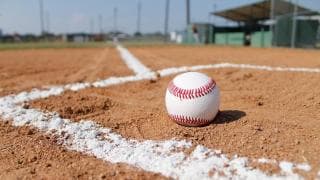 コロナ感染拡大の影響受け、活動休止の球団も　どうなるプロ野球?