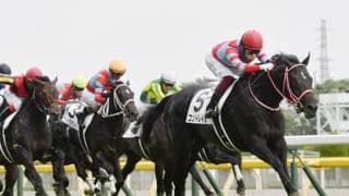 コントレイルに重ねたディープの姿。ダービー圧勝→無敗の三冠馬親子誕生か